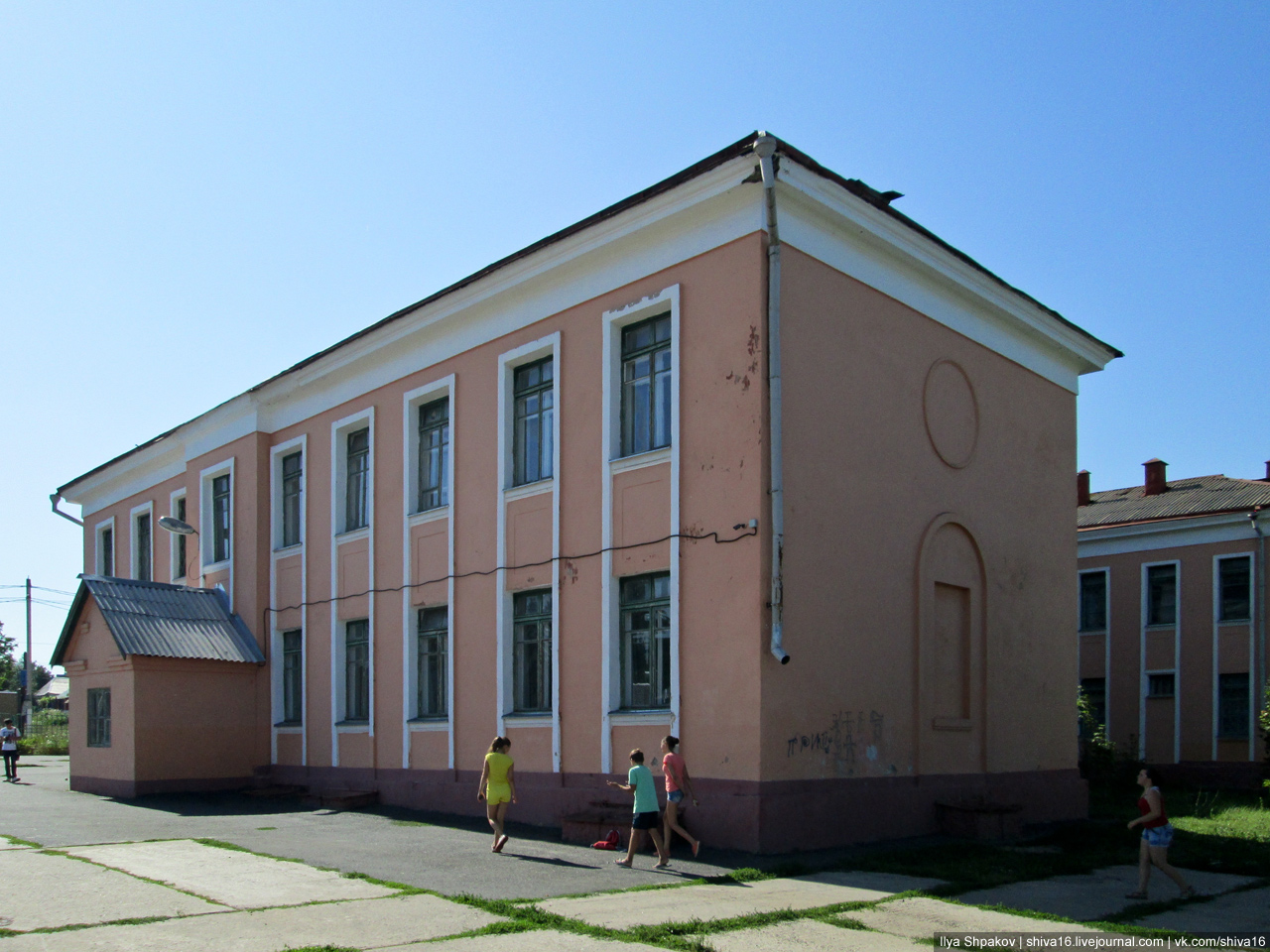 Курск, Улица Павлуновского, 99