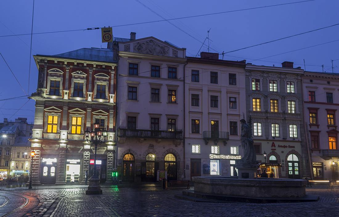 Lviv, Площадь Рынок, 24; Площадь Рынок, 23; Площадь Рынок, 25; Площадь Рынок, 26