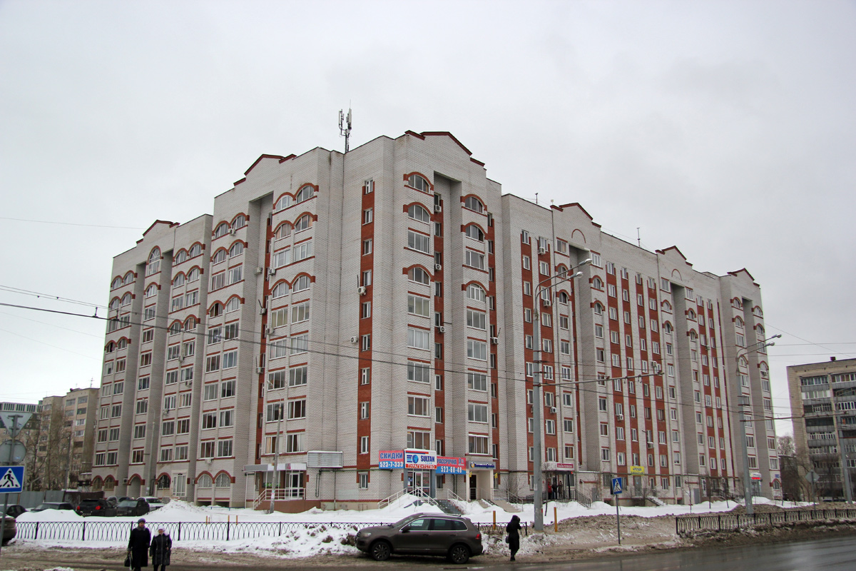 Kazan, Проспект Ямашева, 29