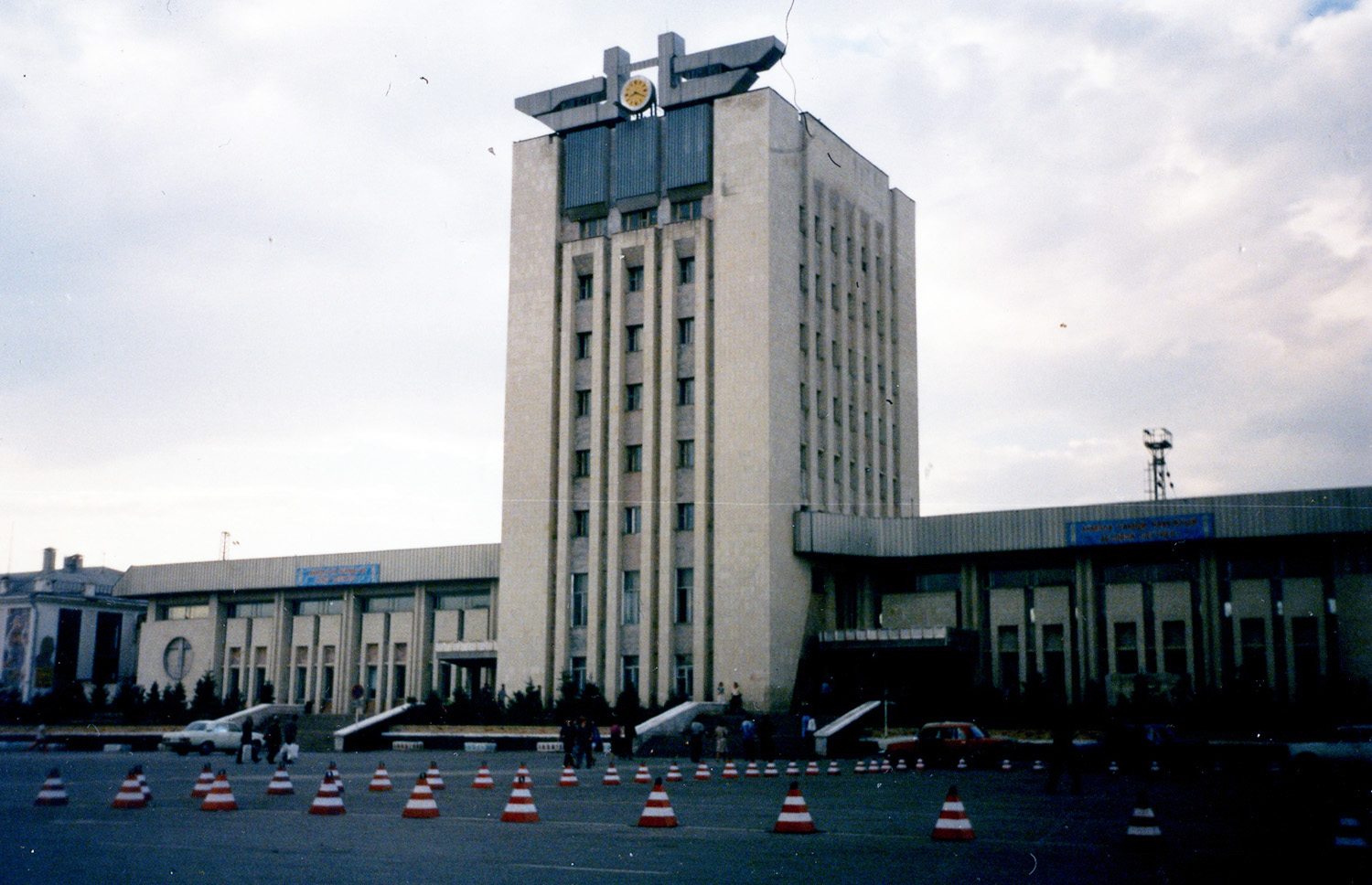 Астана, Улица Гете, 1