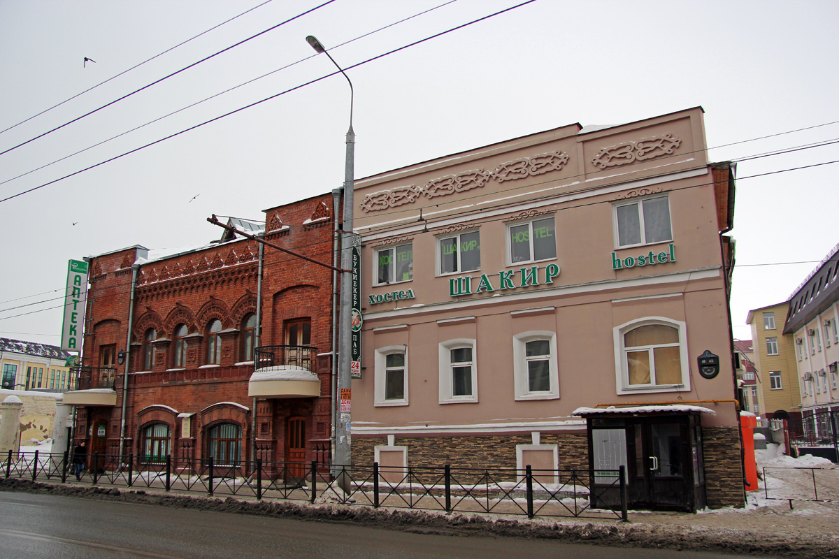 Казань, Московская улица, 40; Московская улица, 42