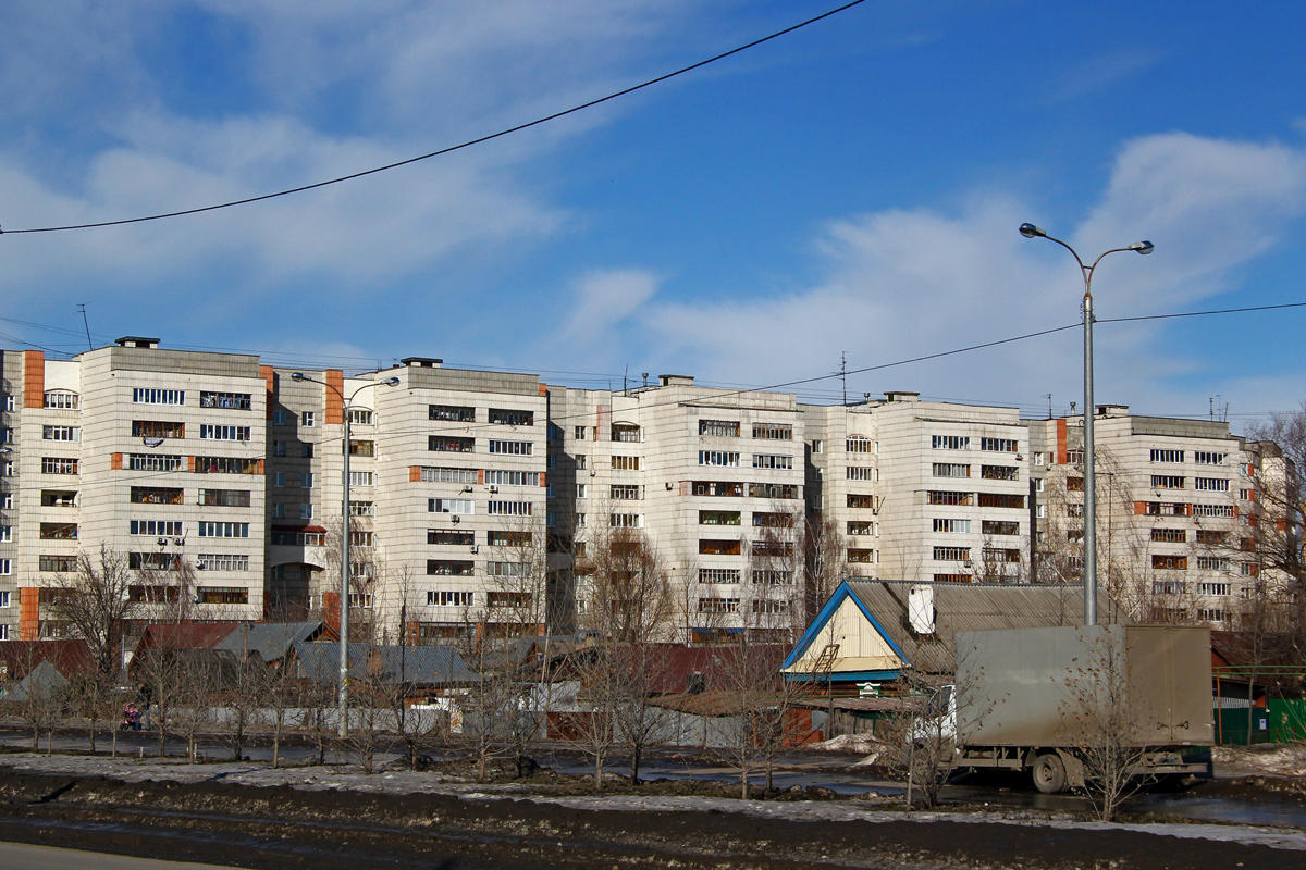 Kazan, Улица Коммунаров, 2 (подъезды 2-6)