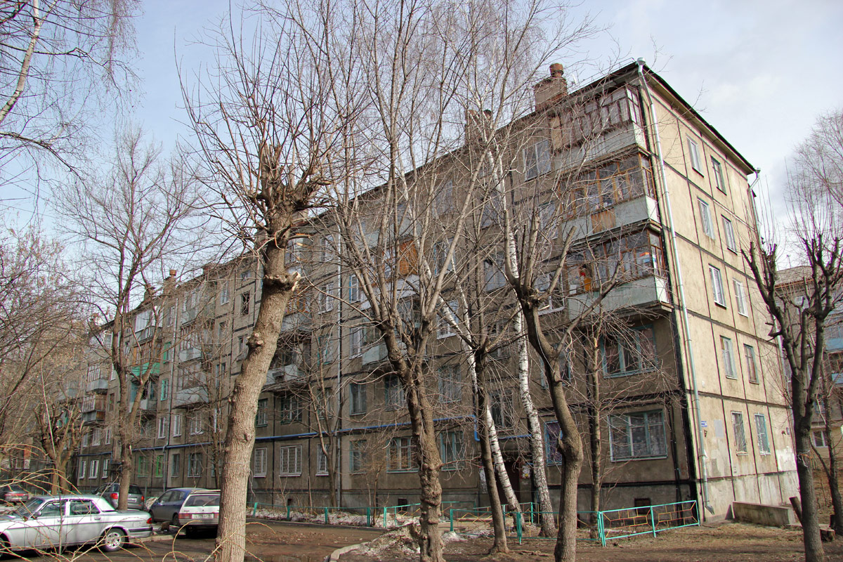 Kazan, Улица Шамиля Усманова, 26