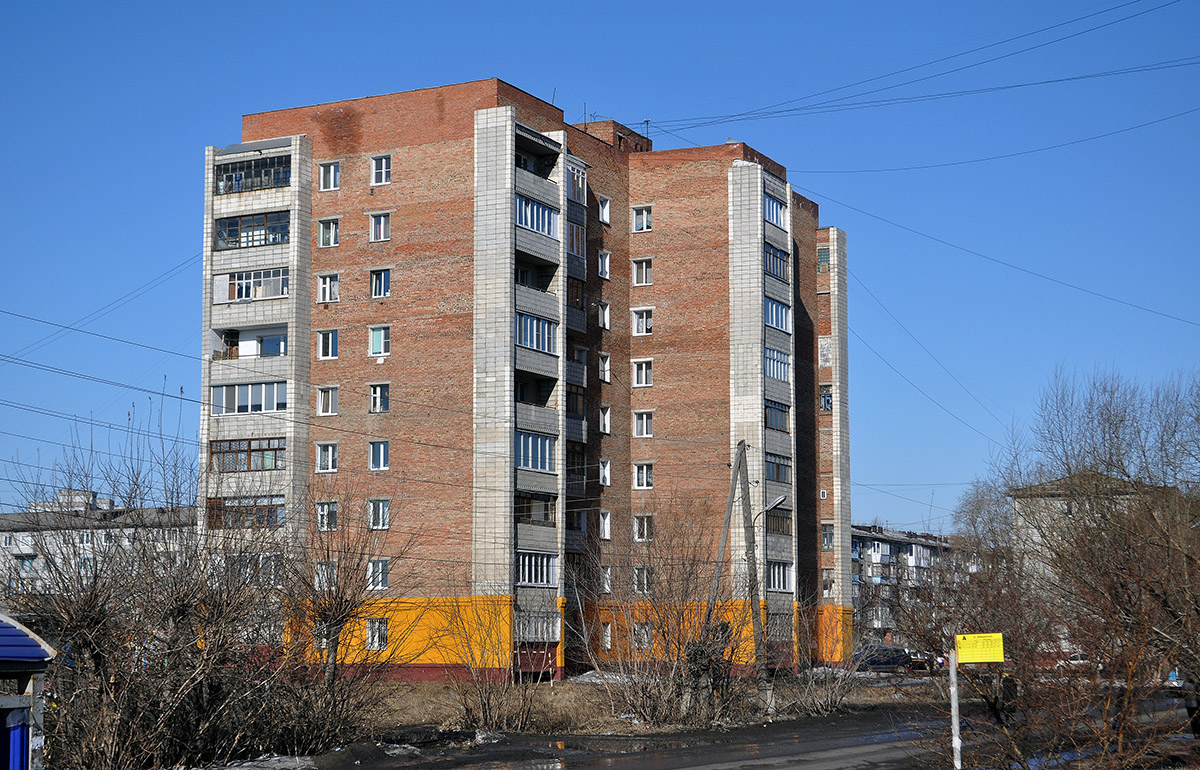 Omsk, Улица 12 Декабря, 105