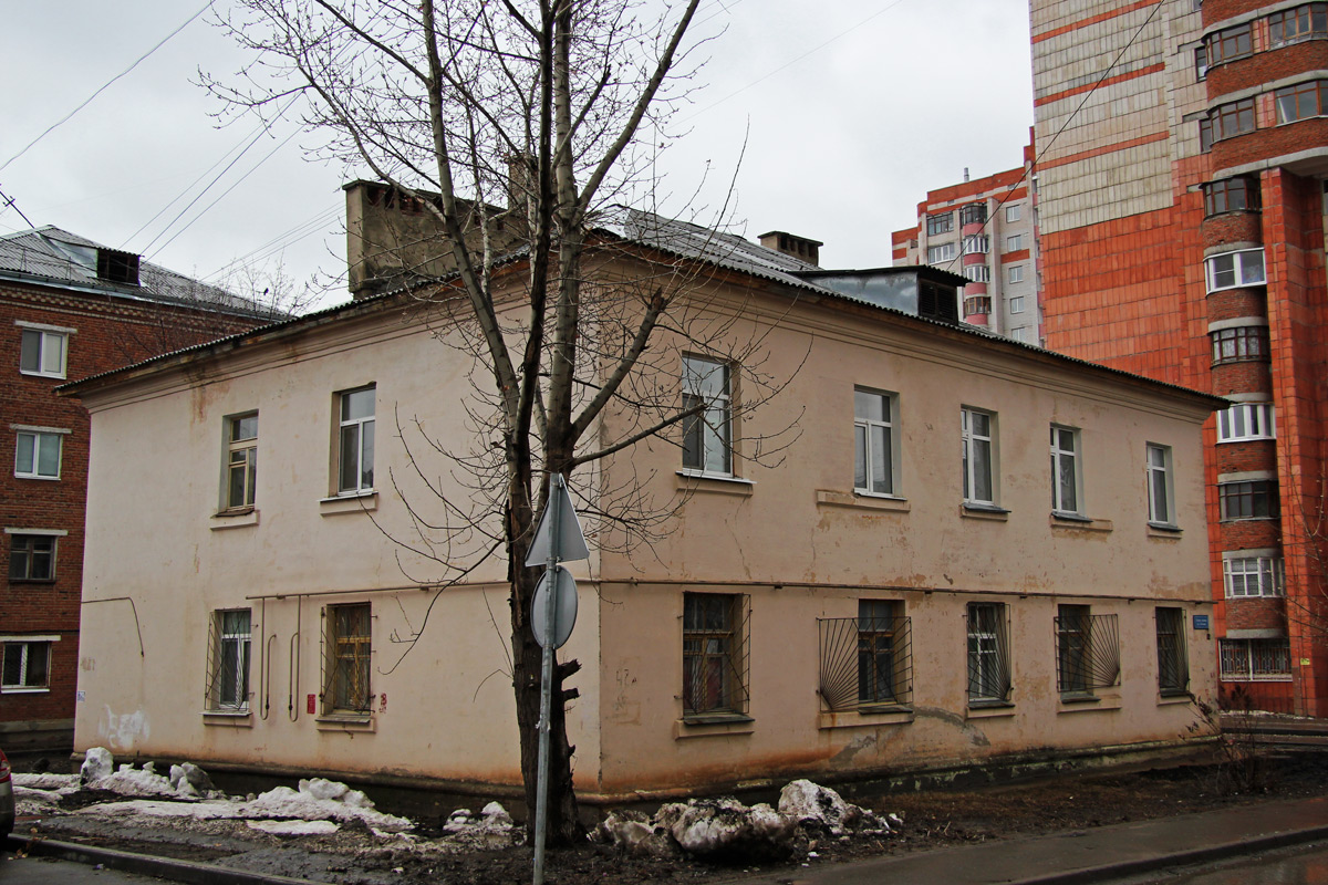 Kazan, Улица Лукина, 42А