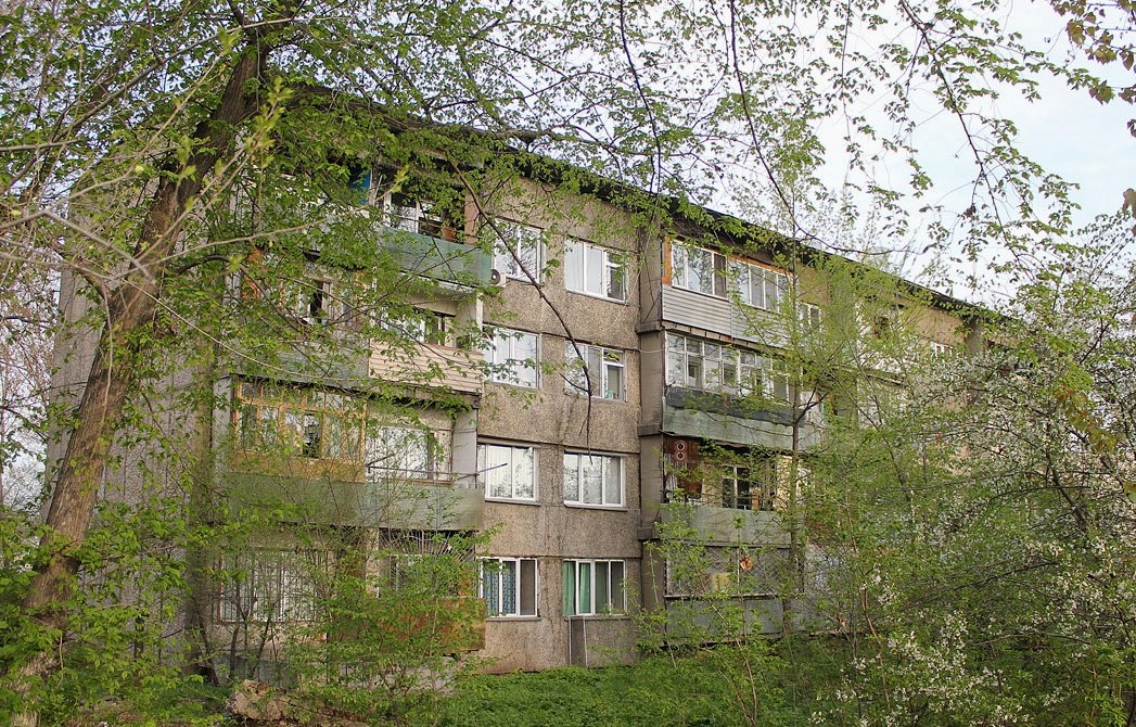 Алматы, Улица Орджоникидзе, 136