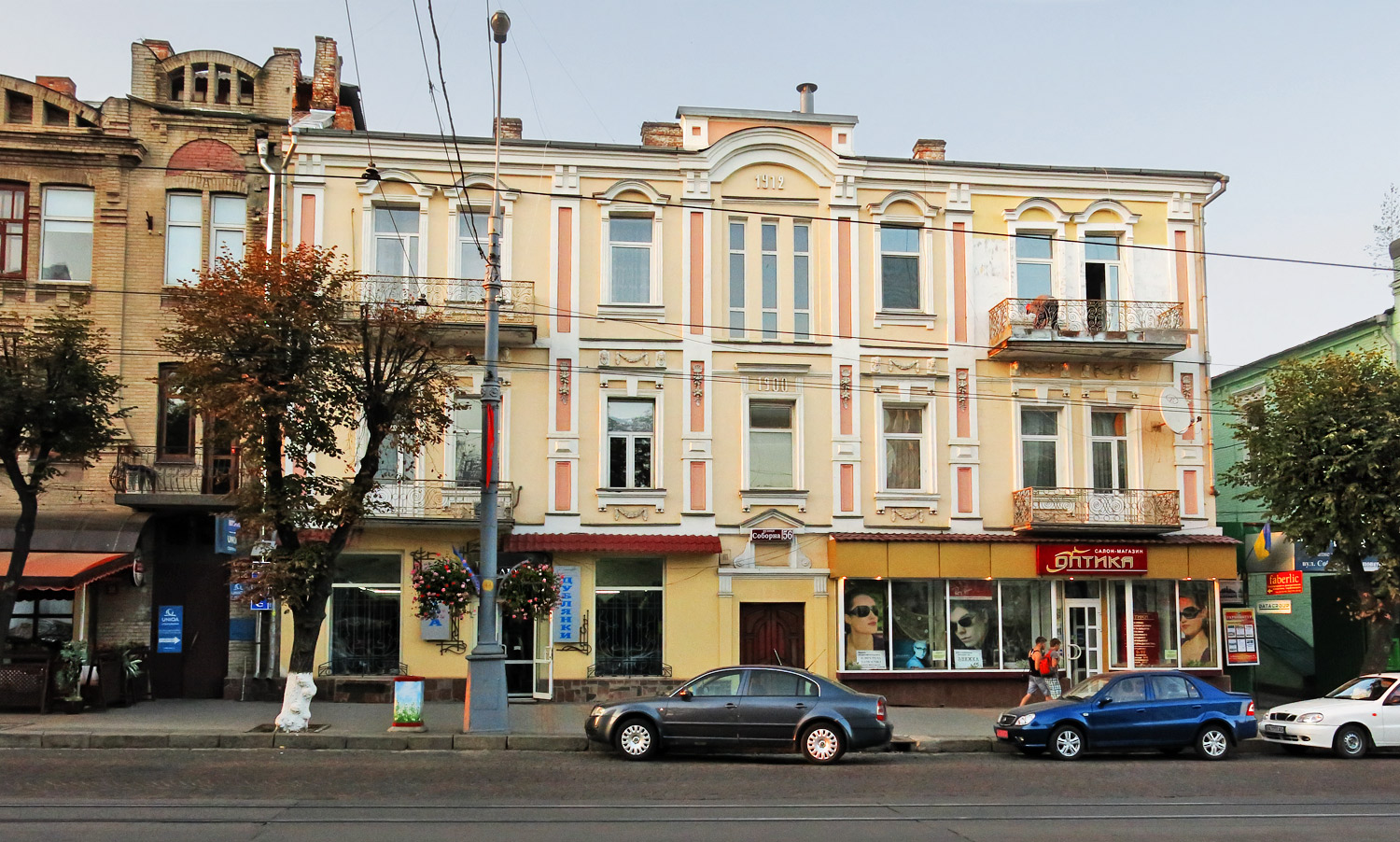 Вінниця, Соборная улица, 56