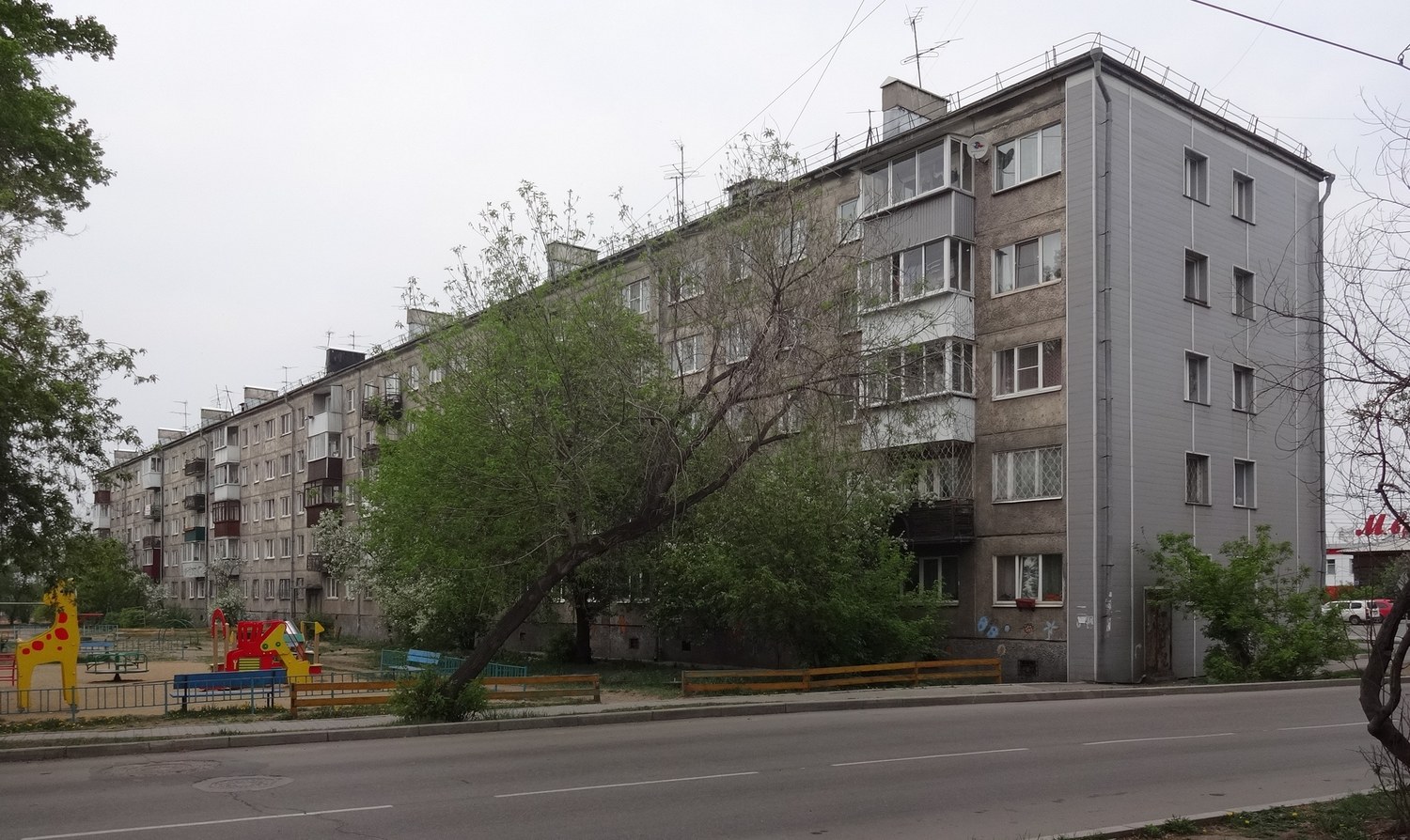 Irkutsk, Улица Франк-Каменецкого, 2