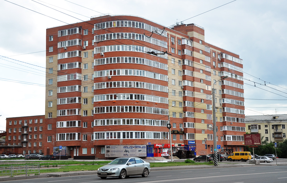 Omsk, Улица 10 лет Октября, 50 / Степная улица, 72