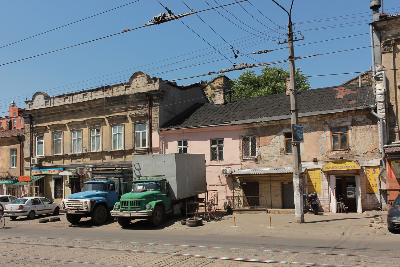 Odesa, Пантелеймонівська вулиця, 124; Пантелеймонівська вулиця, 122
