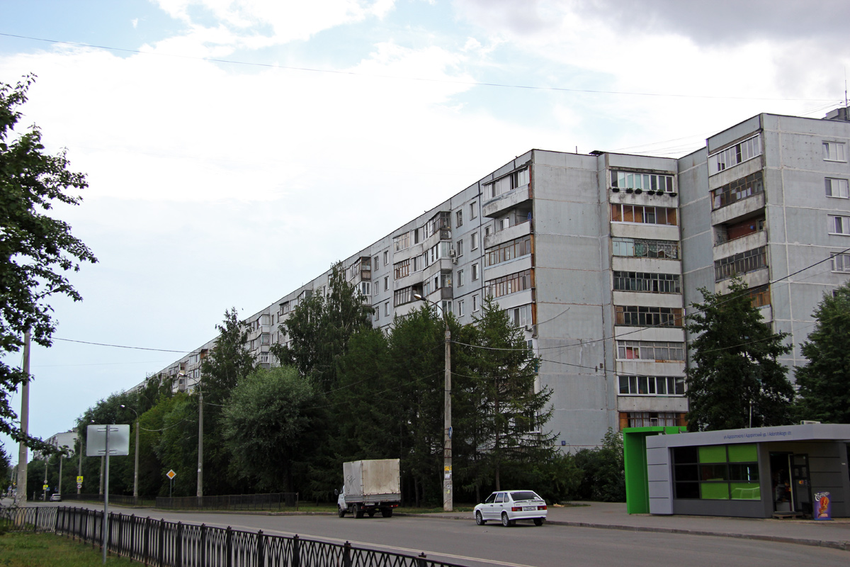 Казань, Улица Адоратского, 33