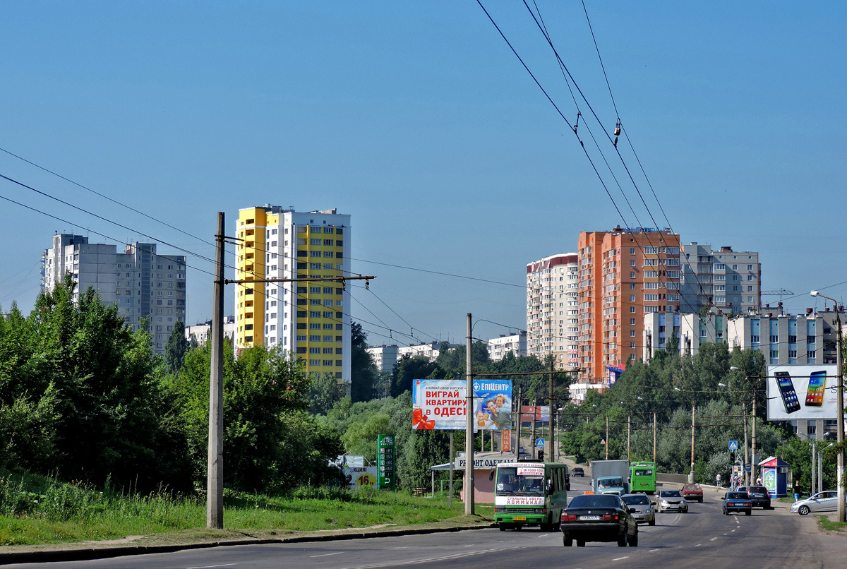 Kharkov, Улица Гвардейцев-Широнинцев, 30; Улица Гвардейцев-Широнинцев, 33. Kharkov — Panoramas