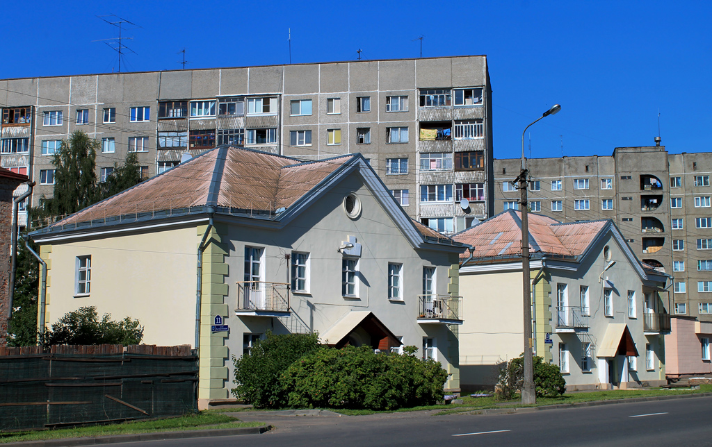 Połock, Октябрьская улица, 11