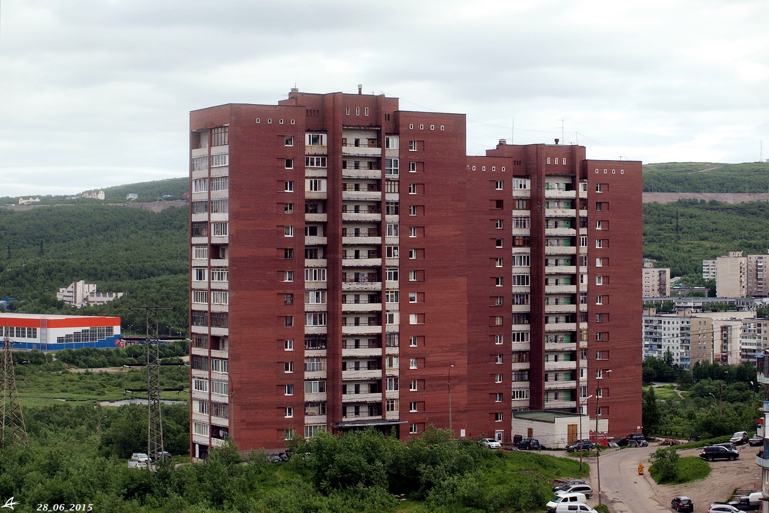 Murmansk, Кольский проспект, 31; Кольский проспект, 33
