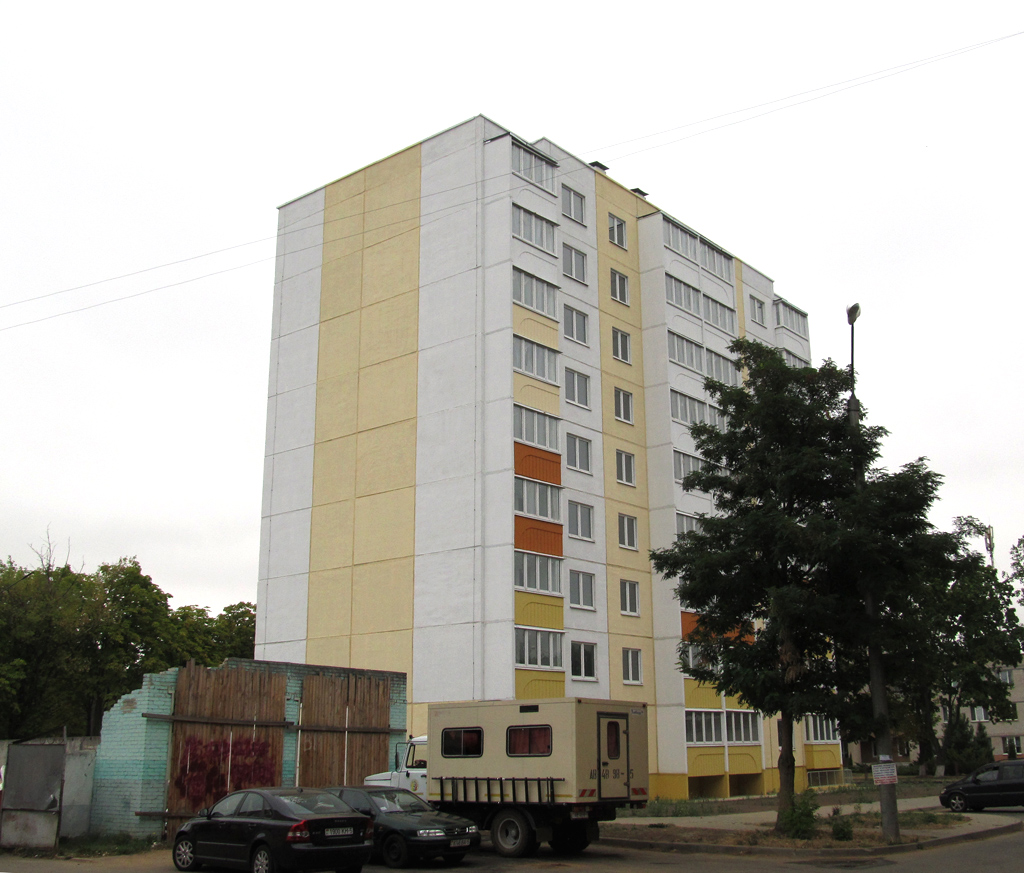 Солигорск, Улица Ленинского Комсомола, 16А*