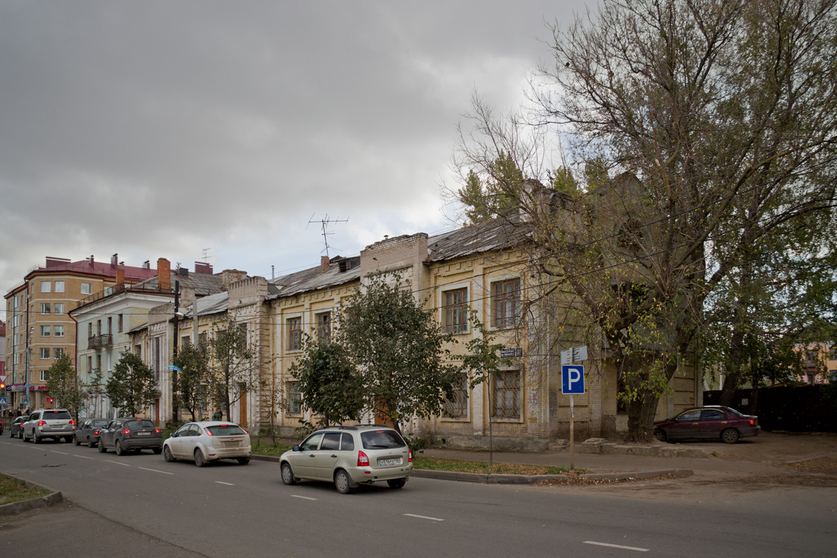 Kaasan, Улица Максимова, 37