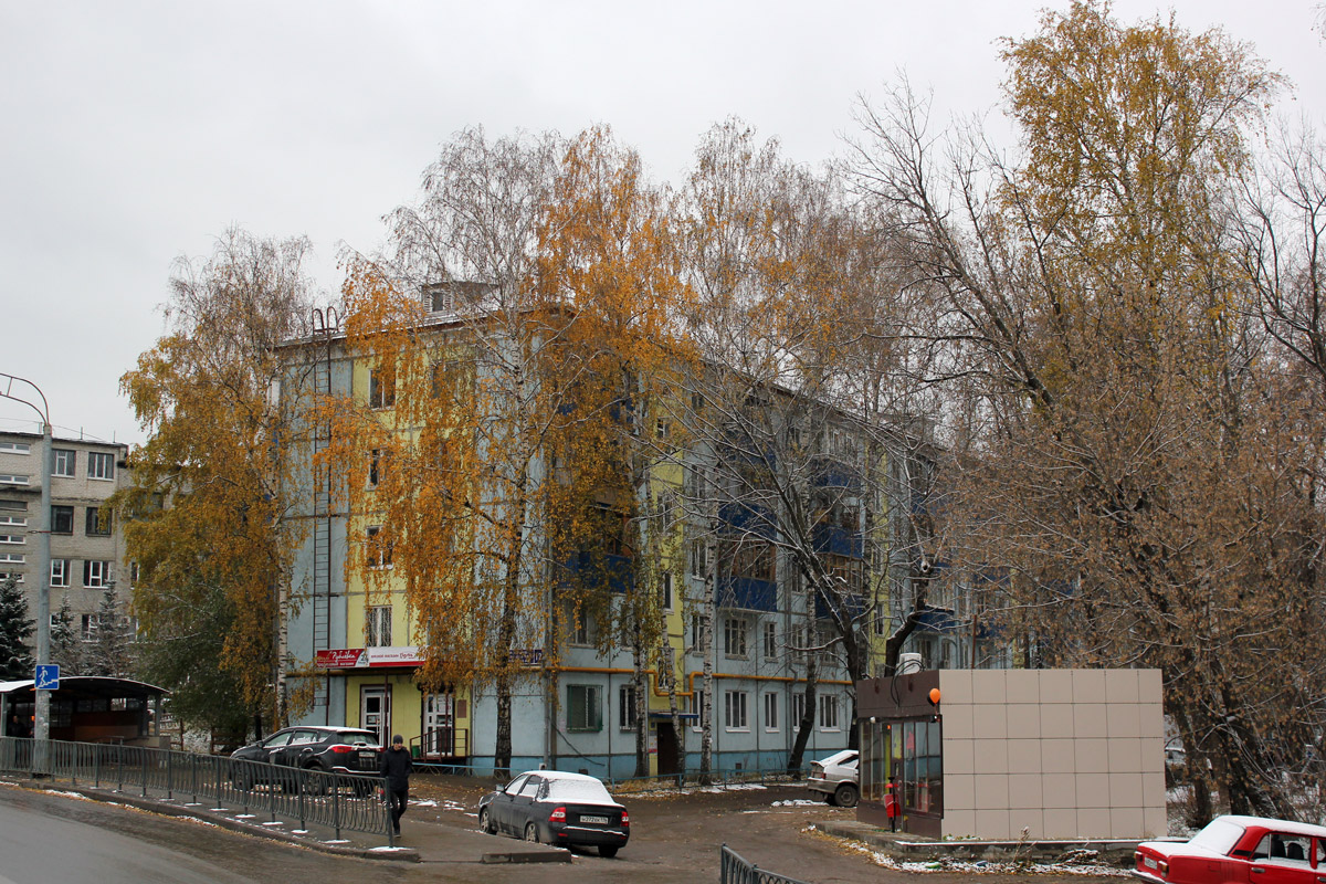 Kazan, Проспект Ямашева, 12