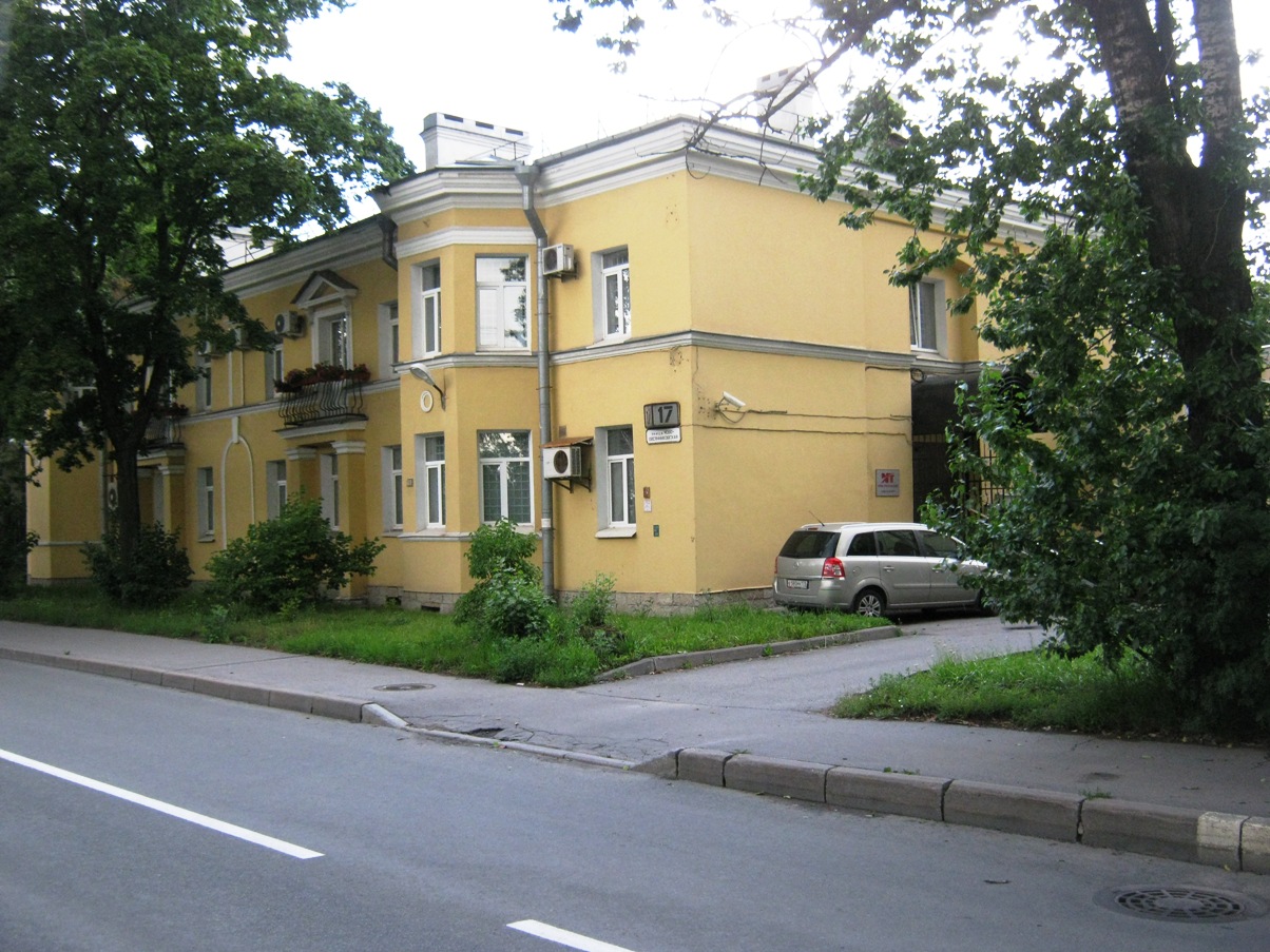 Peterburi, Новоовсянниковская улица, 17