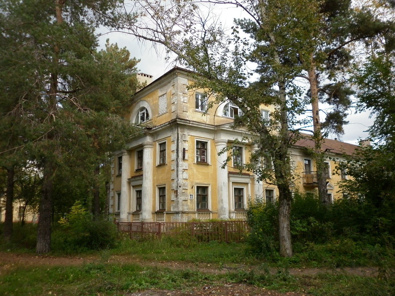 Dzerzhinsk, Проспект Ленина, 33