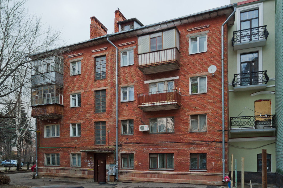 Казань, Улица Жуковского, 29 (подъезд 3)