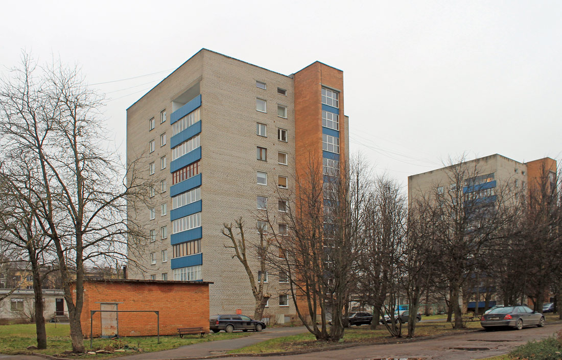 Narva, 1. Mai, 1; Aleksander Puškini tänav, 2