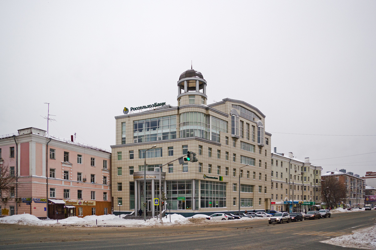 Kazan, Улица Достоевского, 80; Улица Достоевского, 76