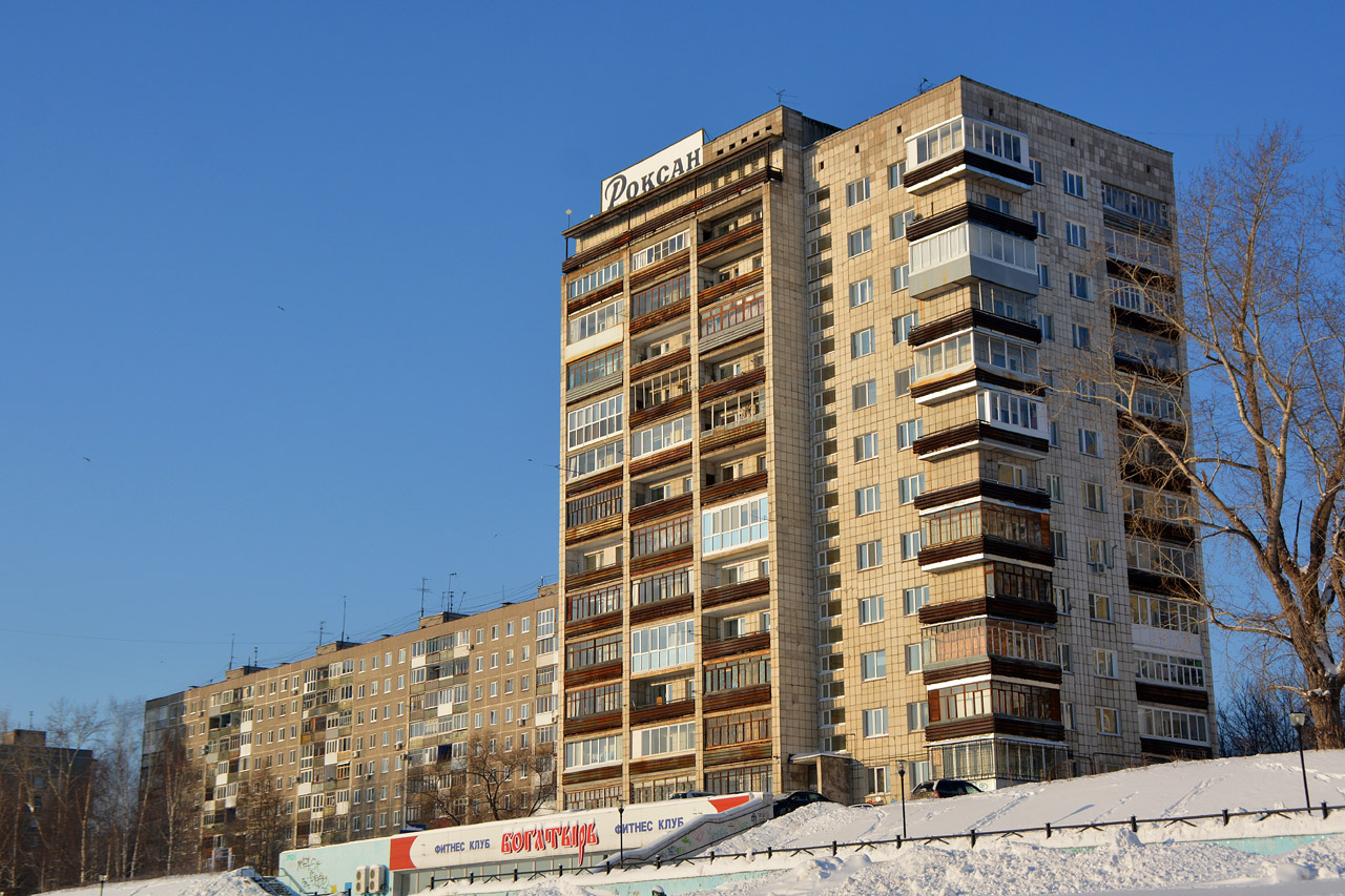 Perm, Петропавловская улица, 83; Петропавловская улица, 81