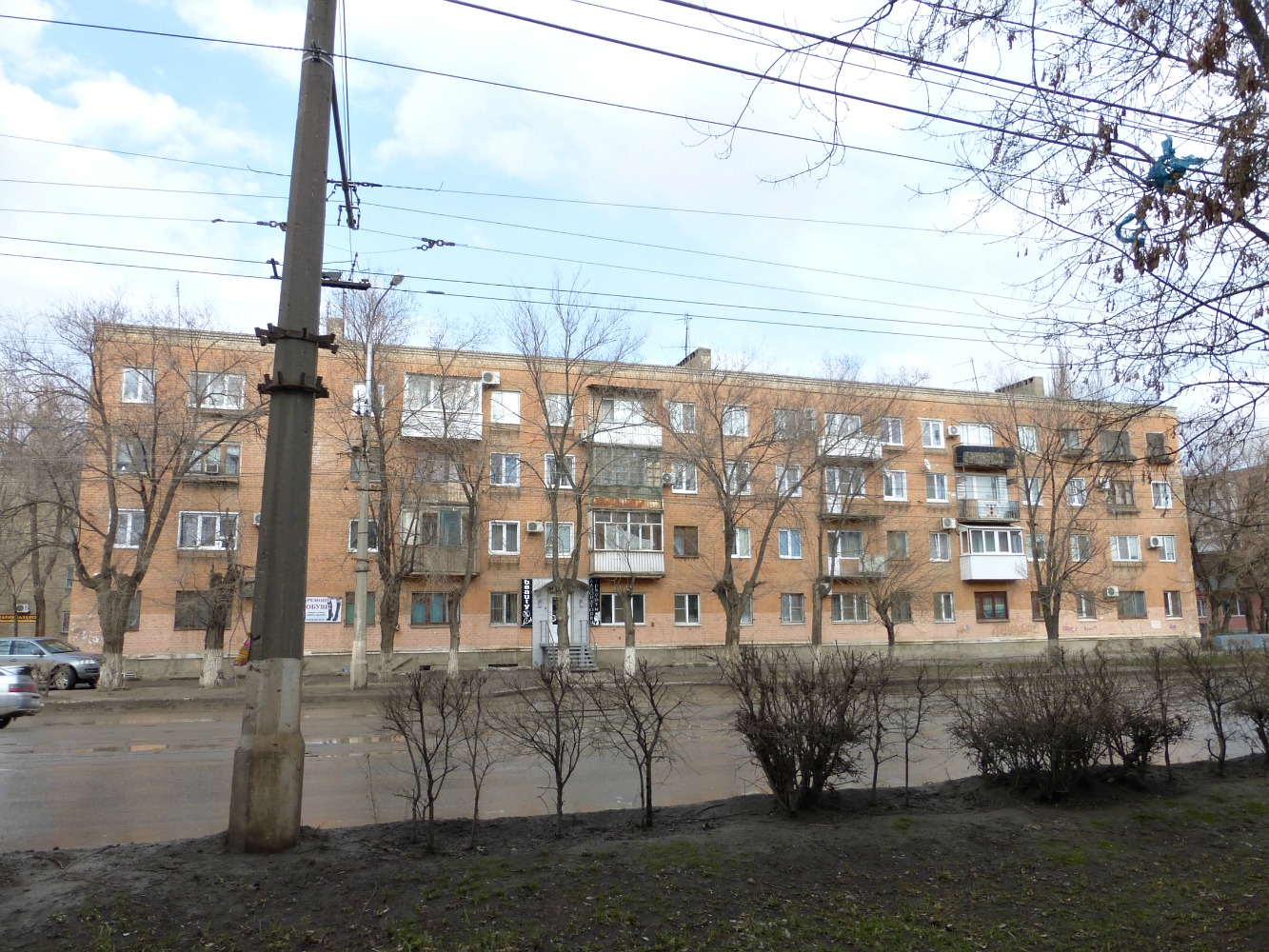 Volgograd, Улица 40 лет ВЛКСМ, 27