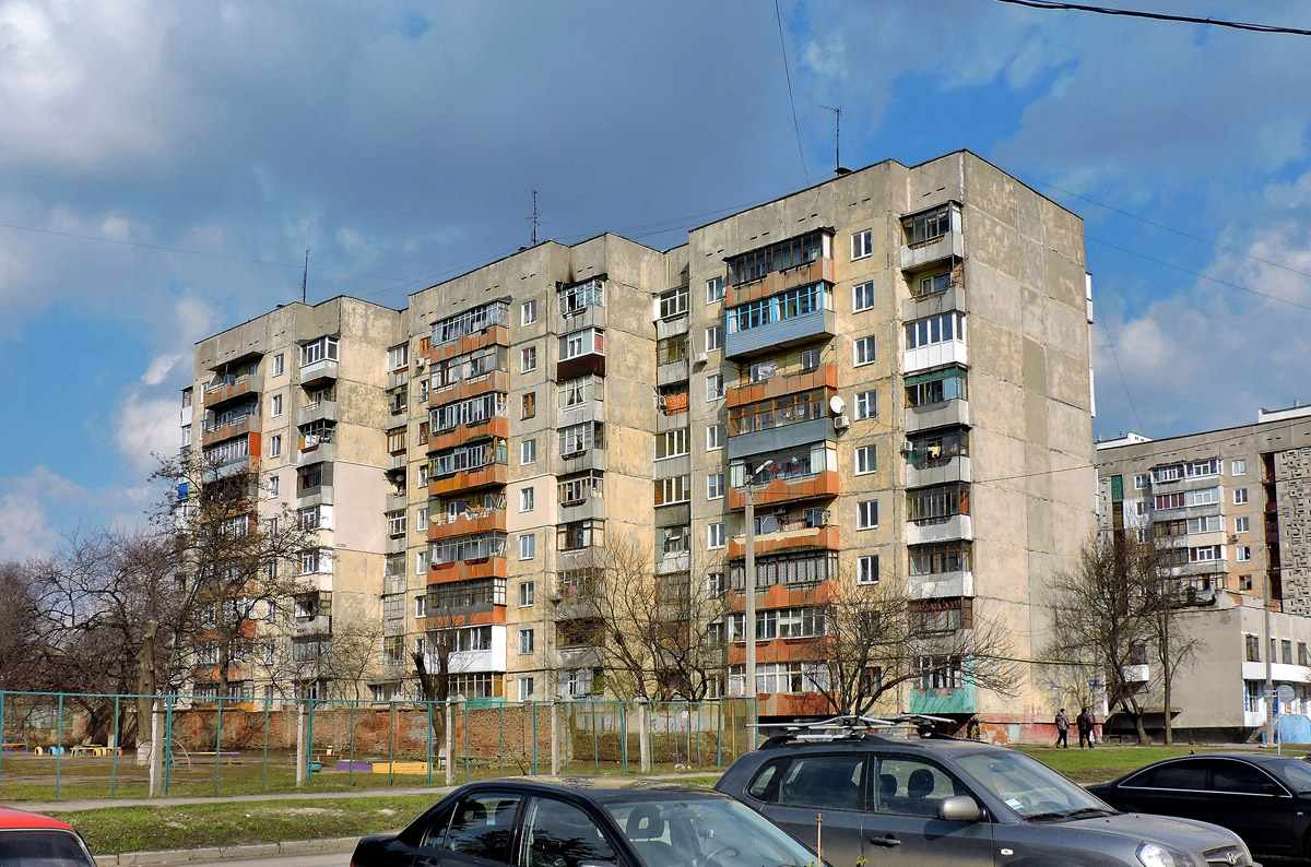 Kharkov, Улица Ковтуна, 19