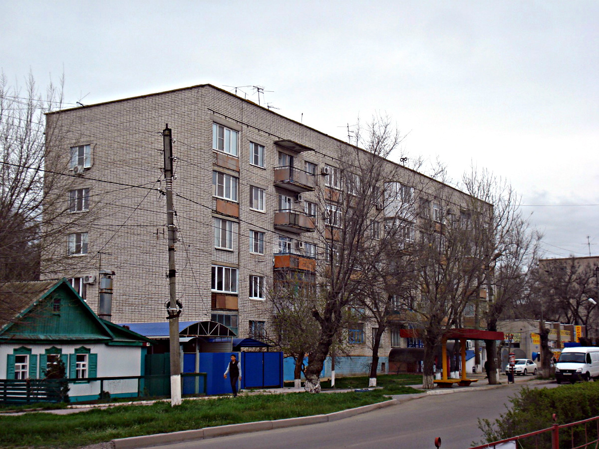 Элиста, Улица Клыкова, 34; Улица Клыкова, 22