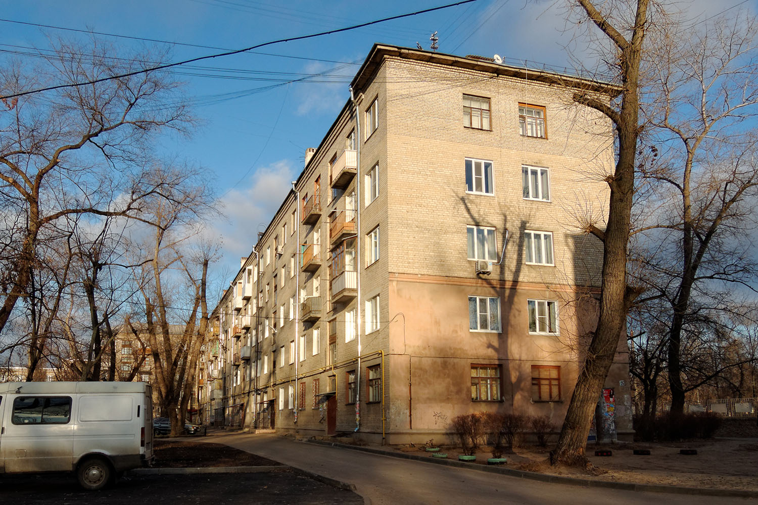 Воронеж, Ленинградская улица, 126