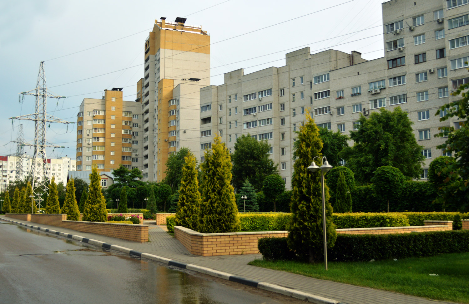 Voronezh, Улица МОПРа, 2А; Улица МОПРа, 8Б