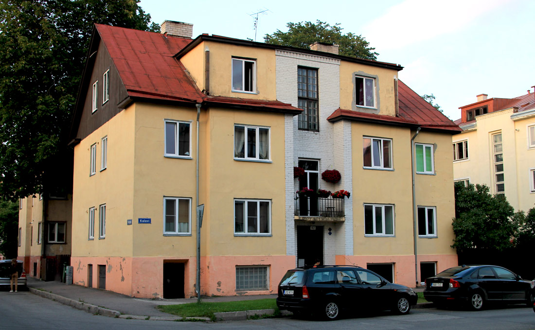 Tallinn, Kalevi, 42