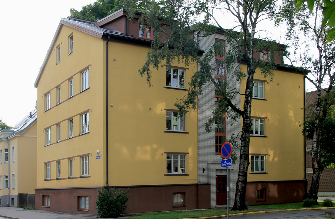 Tallinn, Komeedi, 16
