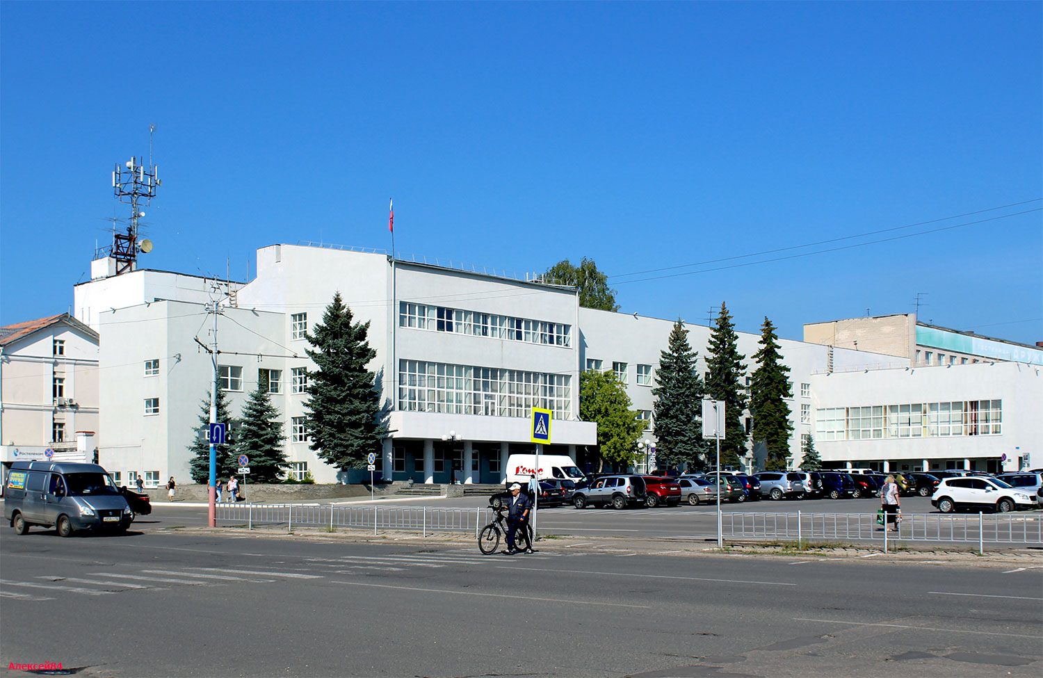 Dzerzhinsk, Площадь Дзержинского, 1