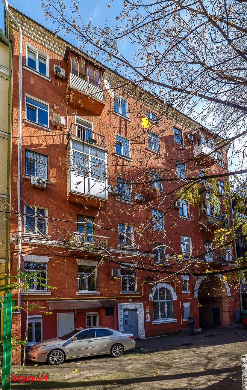 Kyiv, Большая Васильковская улица, 36