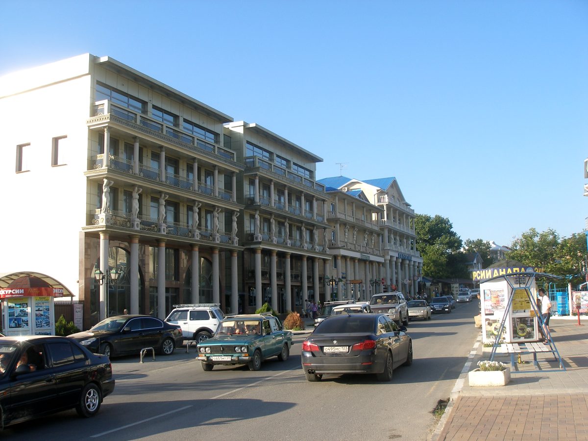 Витязево, Черноморская улица, 208А