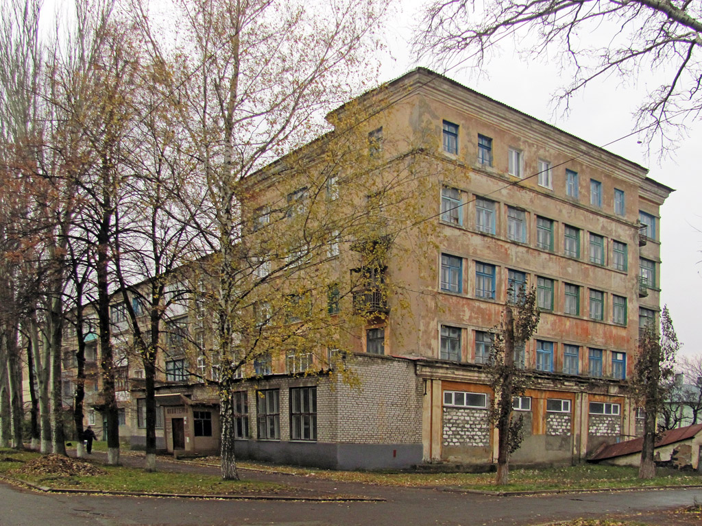 Popasna, Улица Суворова, 9