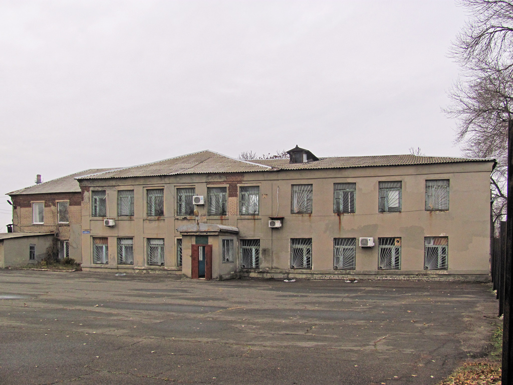 Popasna, Заводская улица, 11