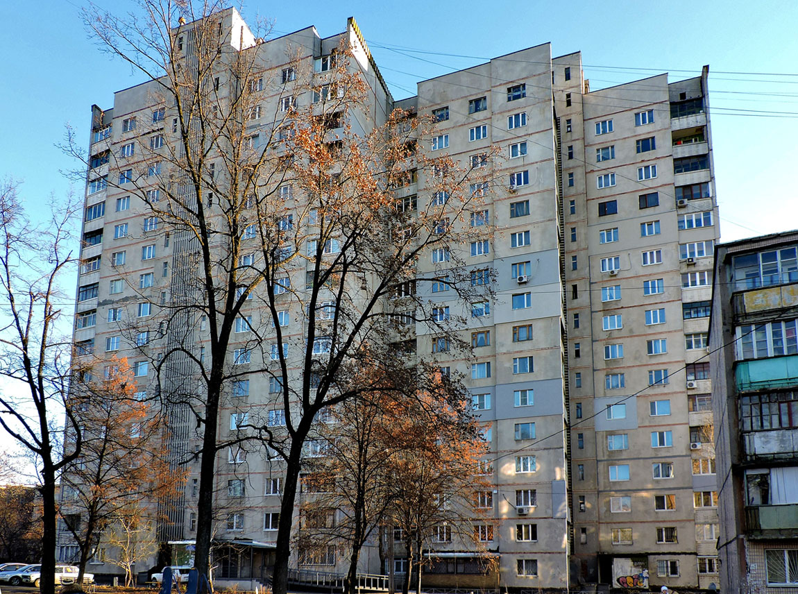 Kharkov, Жасминовый бульвар, 9 корп. 1 (п. 1); Жасминовый бульвар, 9 корп. 1 (п. 2)