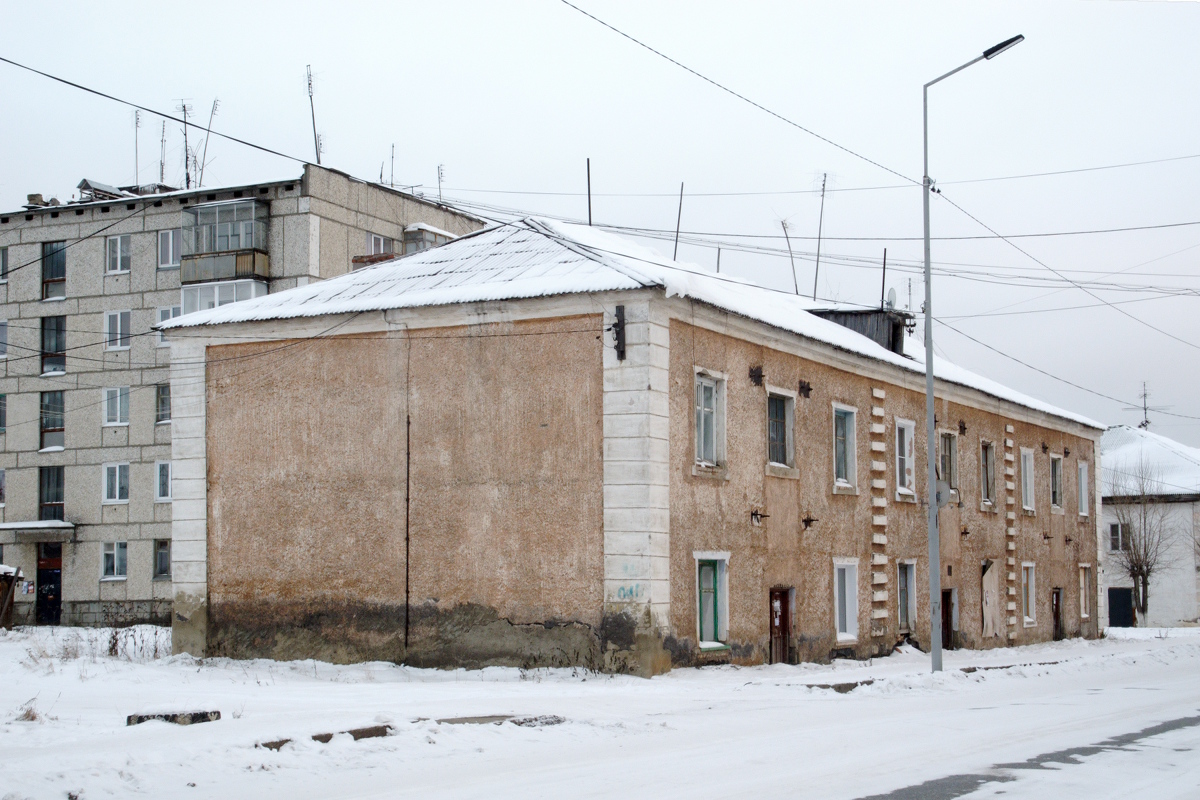 Volchansk, Краснотурьинская улица, 19