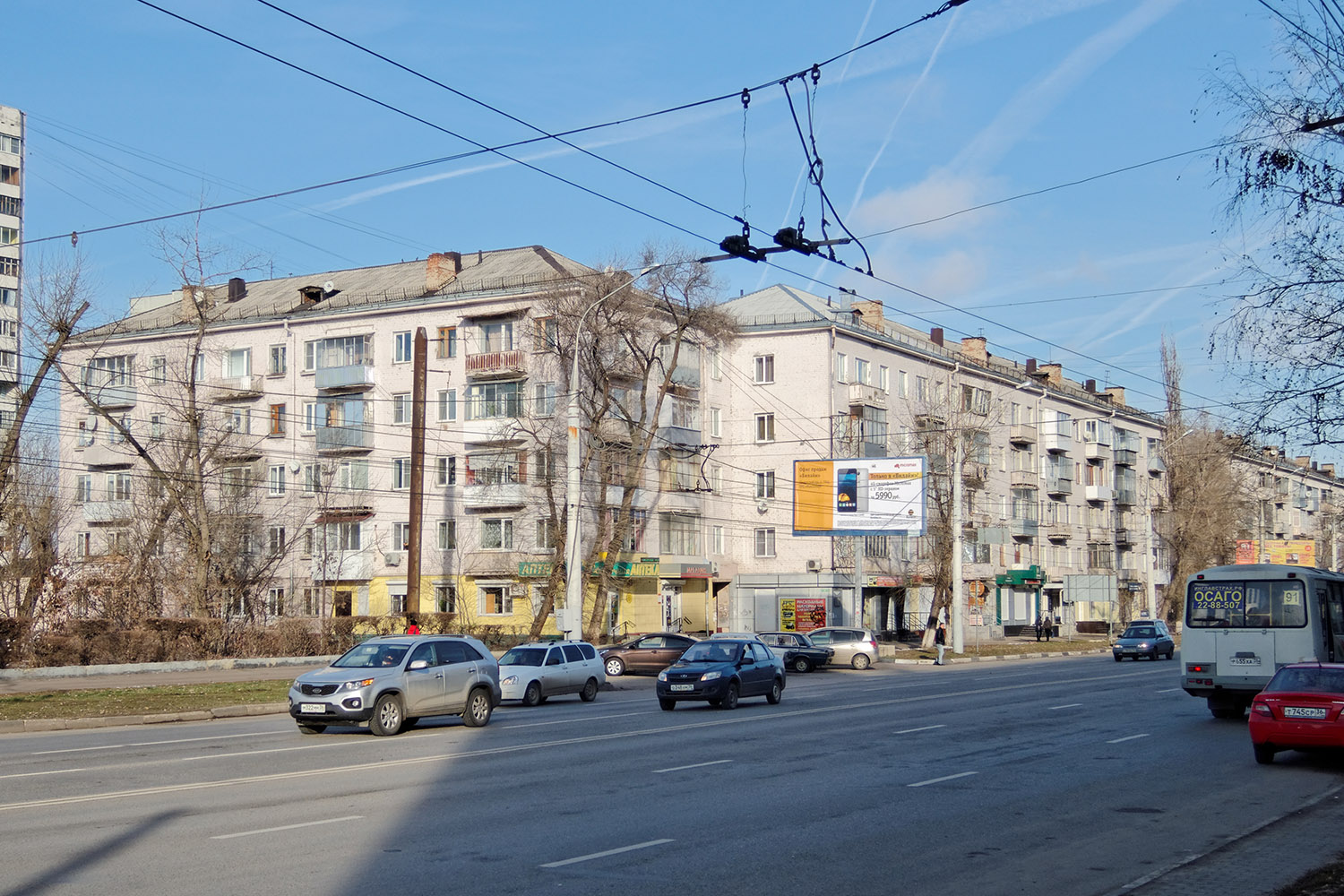 Woroneż, Ленинский проспект, 3 (подъезды 5-6); Ленинский проспект, 3 (подъезды 1-4)