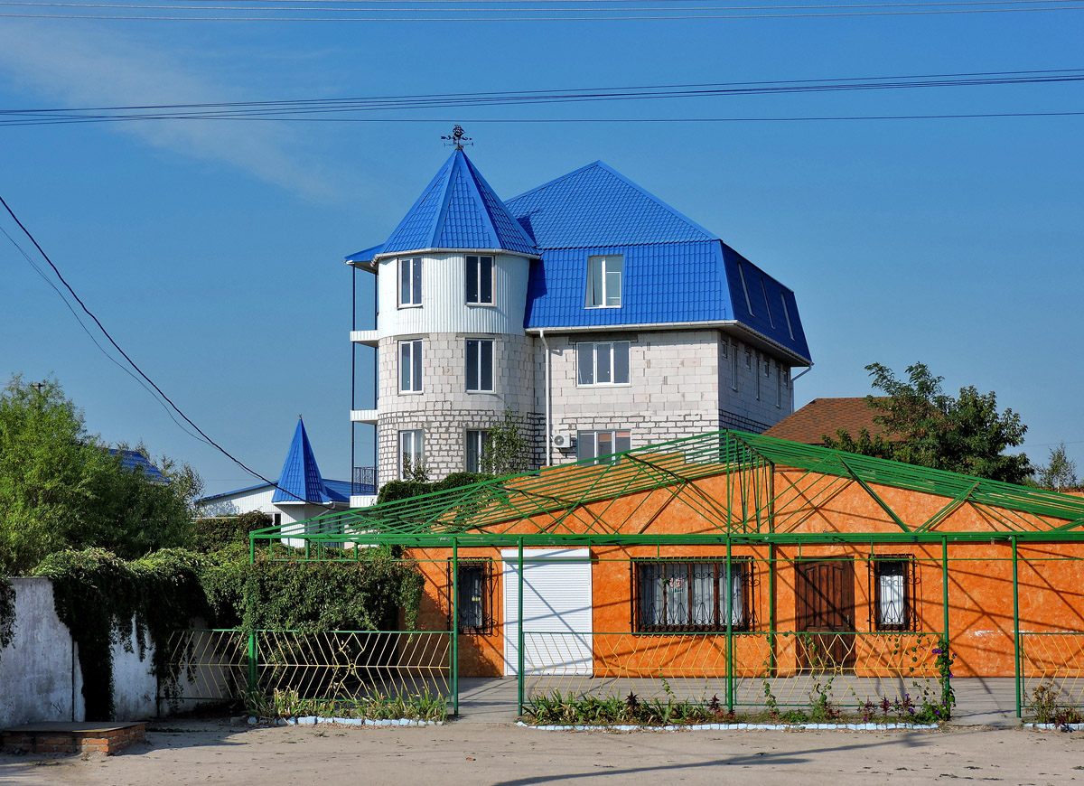 Geniches'k district. others settlements, с. Геническая Горка, Азовская улица, 96