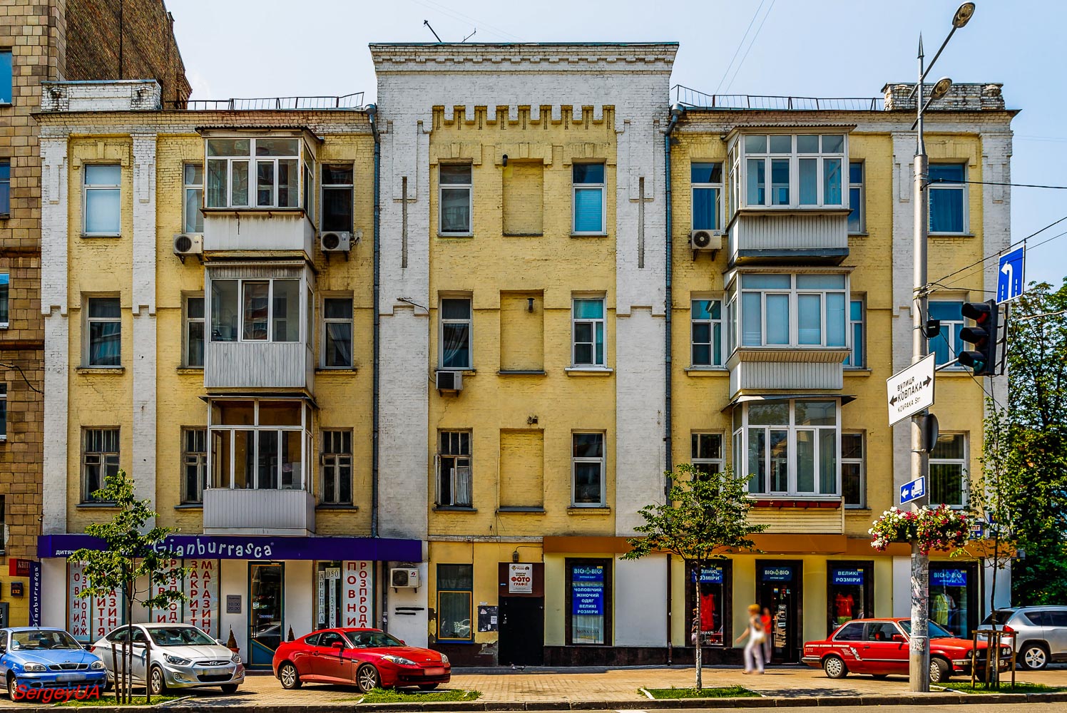Киев, Большая Васильковская улица, 130