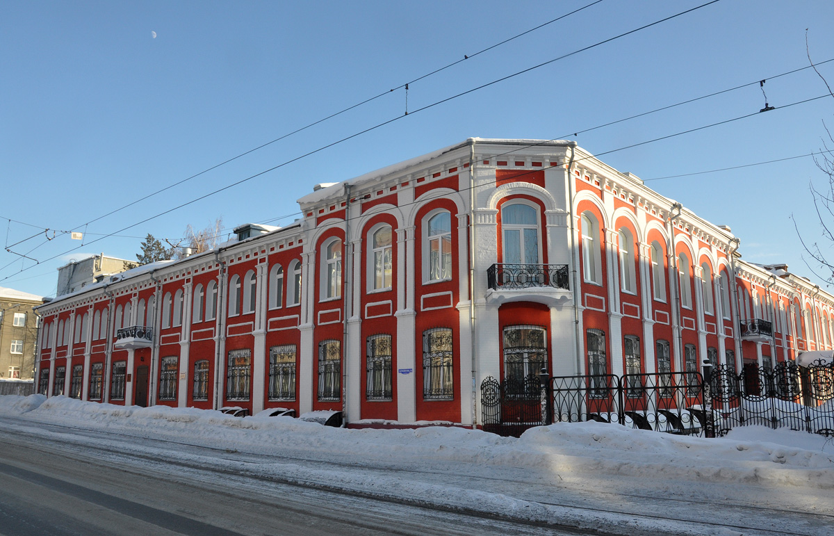 Omsk, Улица Лермонтова, 56 / Улица 30 лет ВЛКСМ, 61