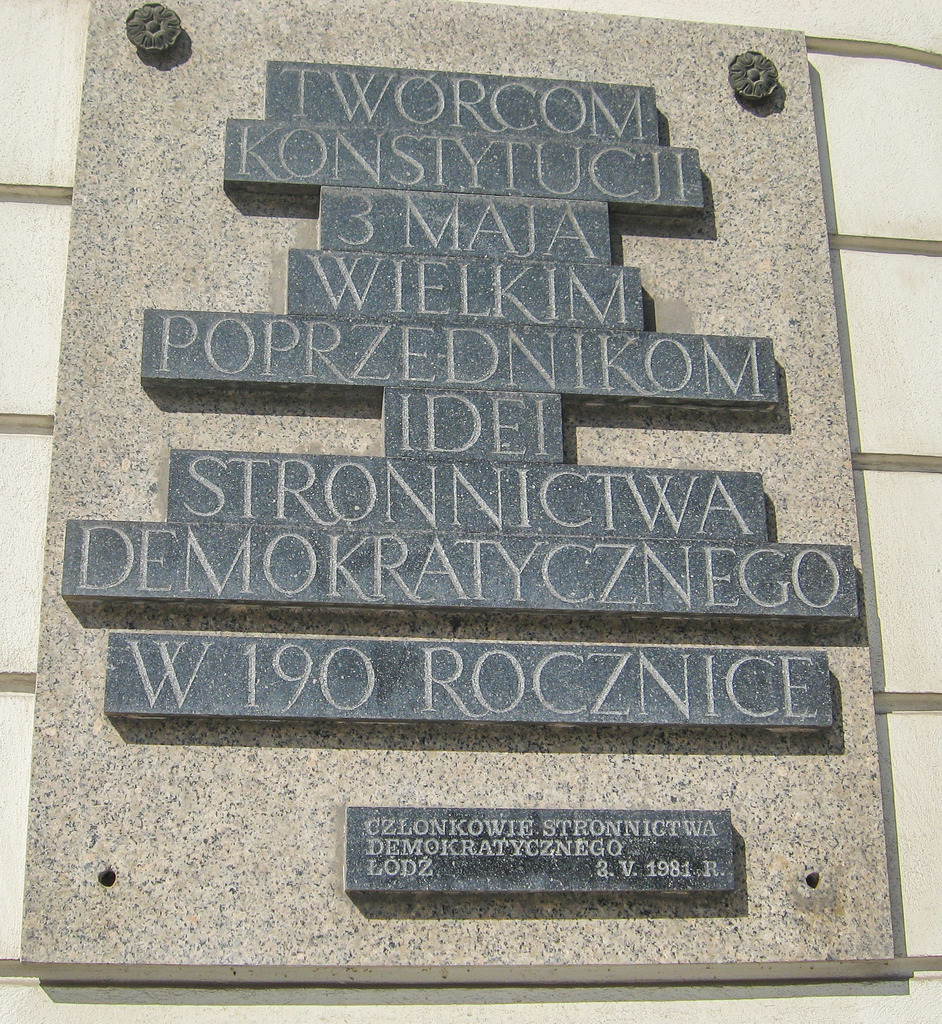 Łódź, Ulica Piotrkowska, 99. Łódź — Memorial plaques