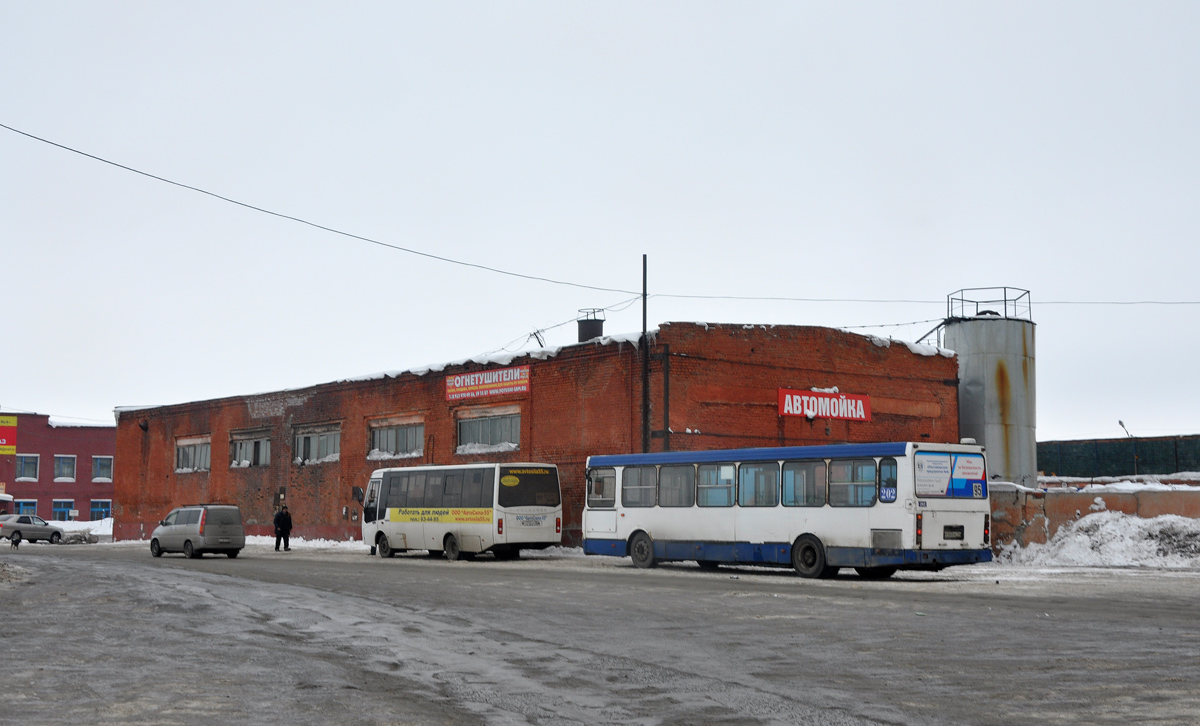 Omsk, 1-я Путевая улица, 102 корп. 1