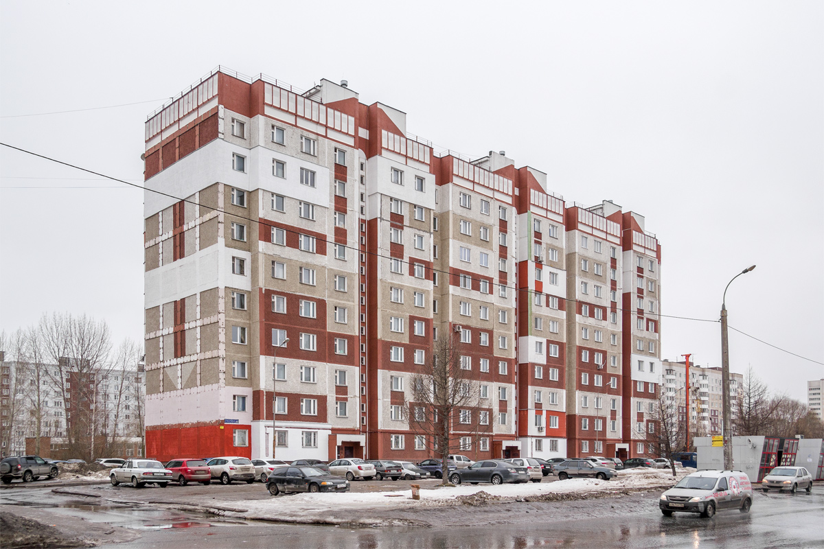 Kazan, Улица Фатыха Амирхана, 40