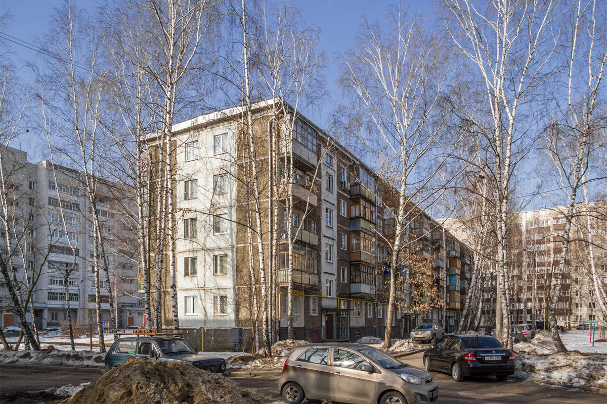 Kazan, Улица Серова, 31