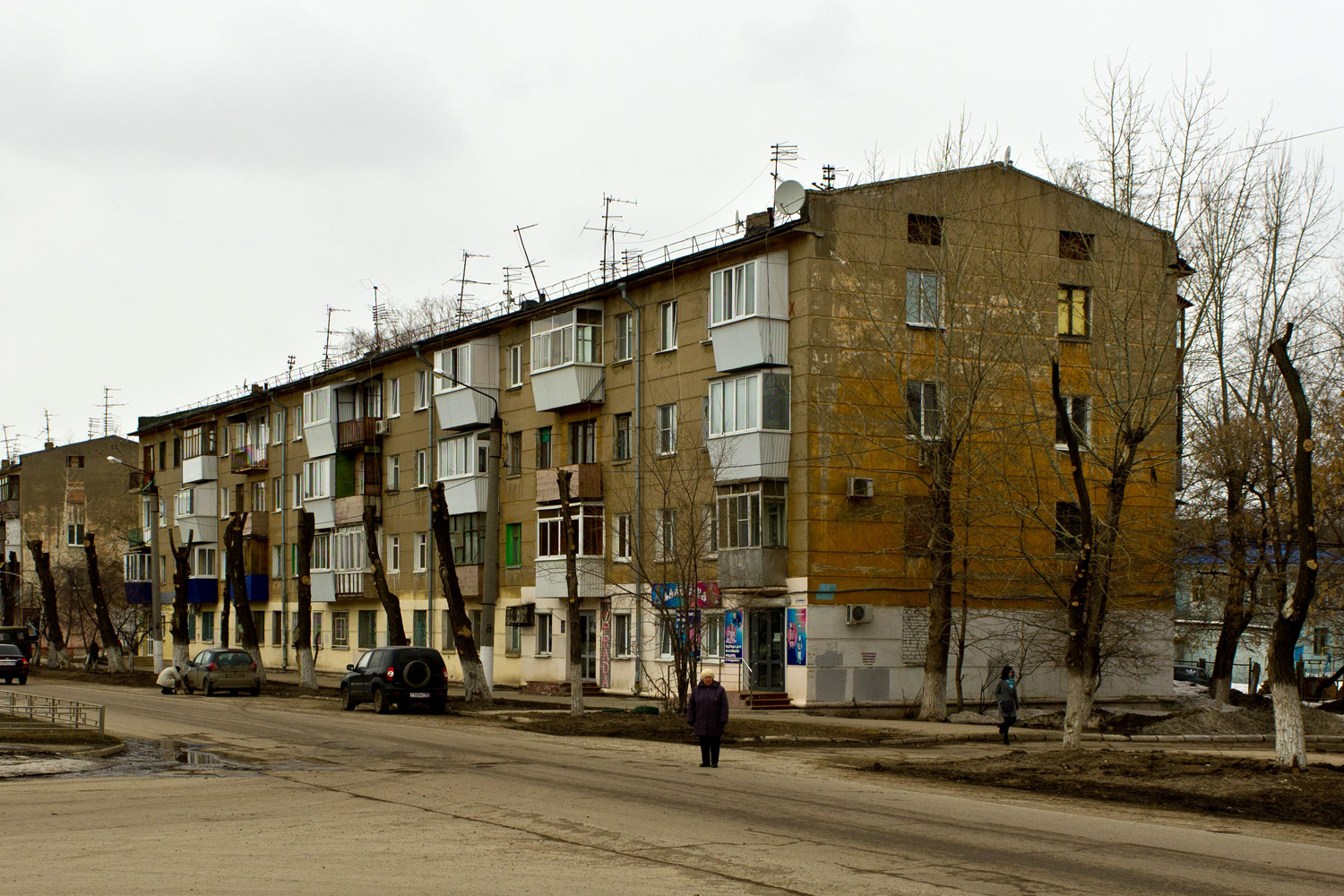 Novokuybyshevsk, Улица Гагарина, 11